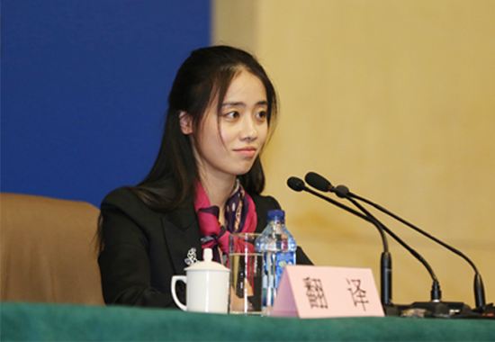 收入 高的“鐘點(diǎn)工”？同聲傳譯在中國(guó)的發(fā)展前景